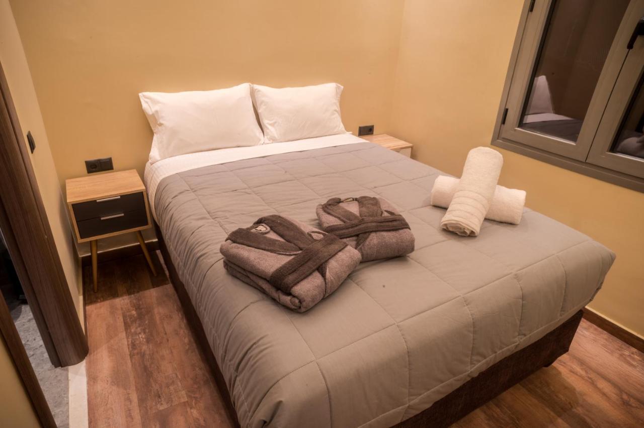 Seven Keys Luxury Suites Achílleion Exteriör bild