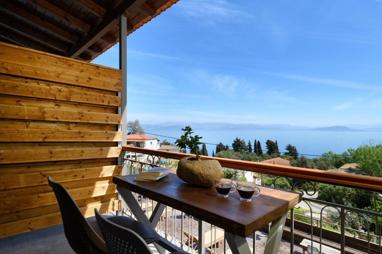 Seven Keys Luxury Suites Achílleion Exteriör bild