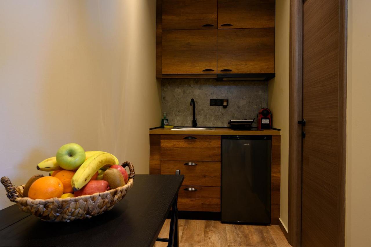 Seven Keys Luxury Suites Achílleion Exteriör bild